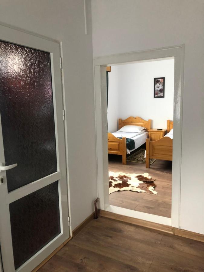 Cabana Felyviss Garda de Sus Bagian luar foto